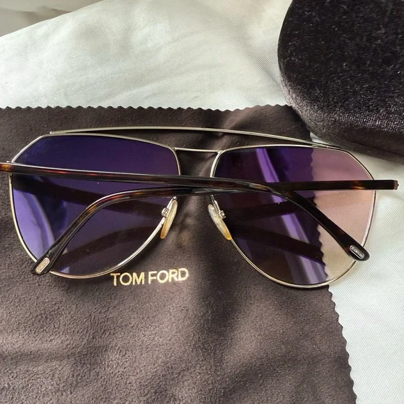 Tom Ford Binx Aviator Pilot Sunglasses 63 mm TF681 - www  display picture 3